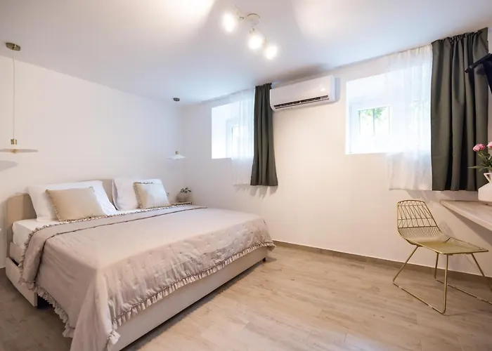 Apartman Saint Simeon And Zadar