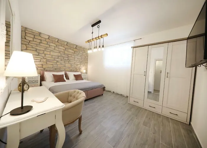 Saint Simeon And Apartman Zadar