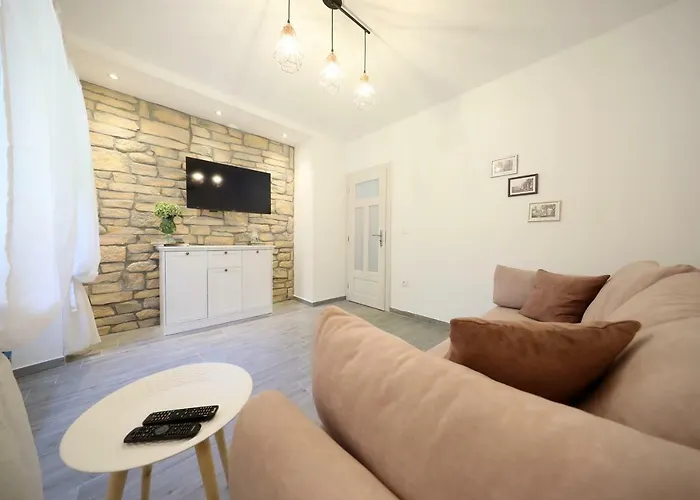 Saint Simeon And * Задар