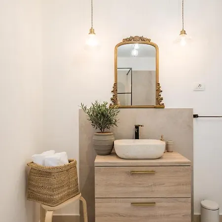 Saint Simeon And Apartamento *