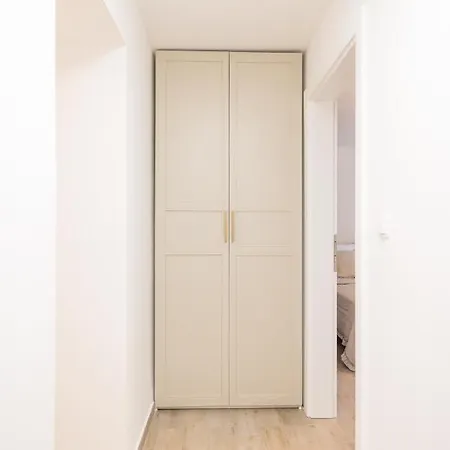 Saint Simeon And Appartement Zadar