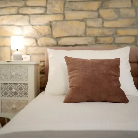 Saint Simeon And Apartamento Zadar