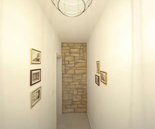 Saint Simeon And شقة