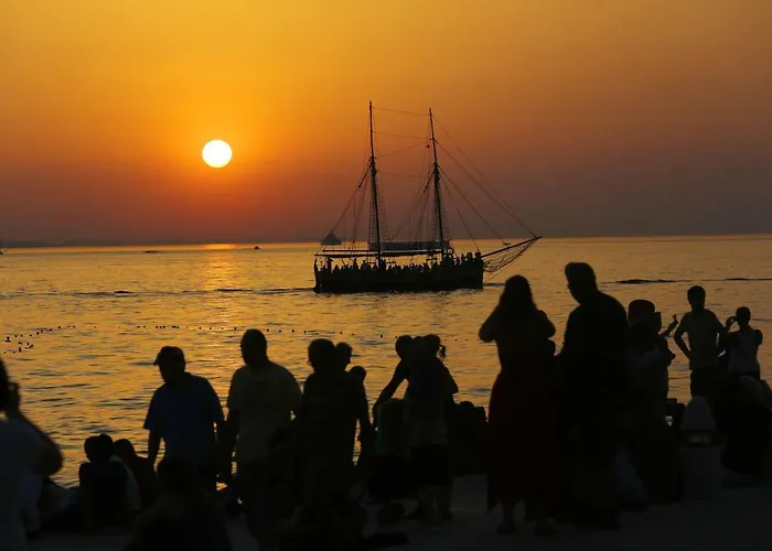 Saint Simeon And شقة زادار