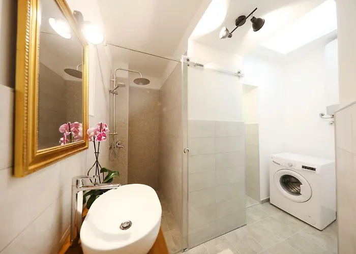 Saint Simeon And * زادار